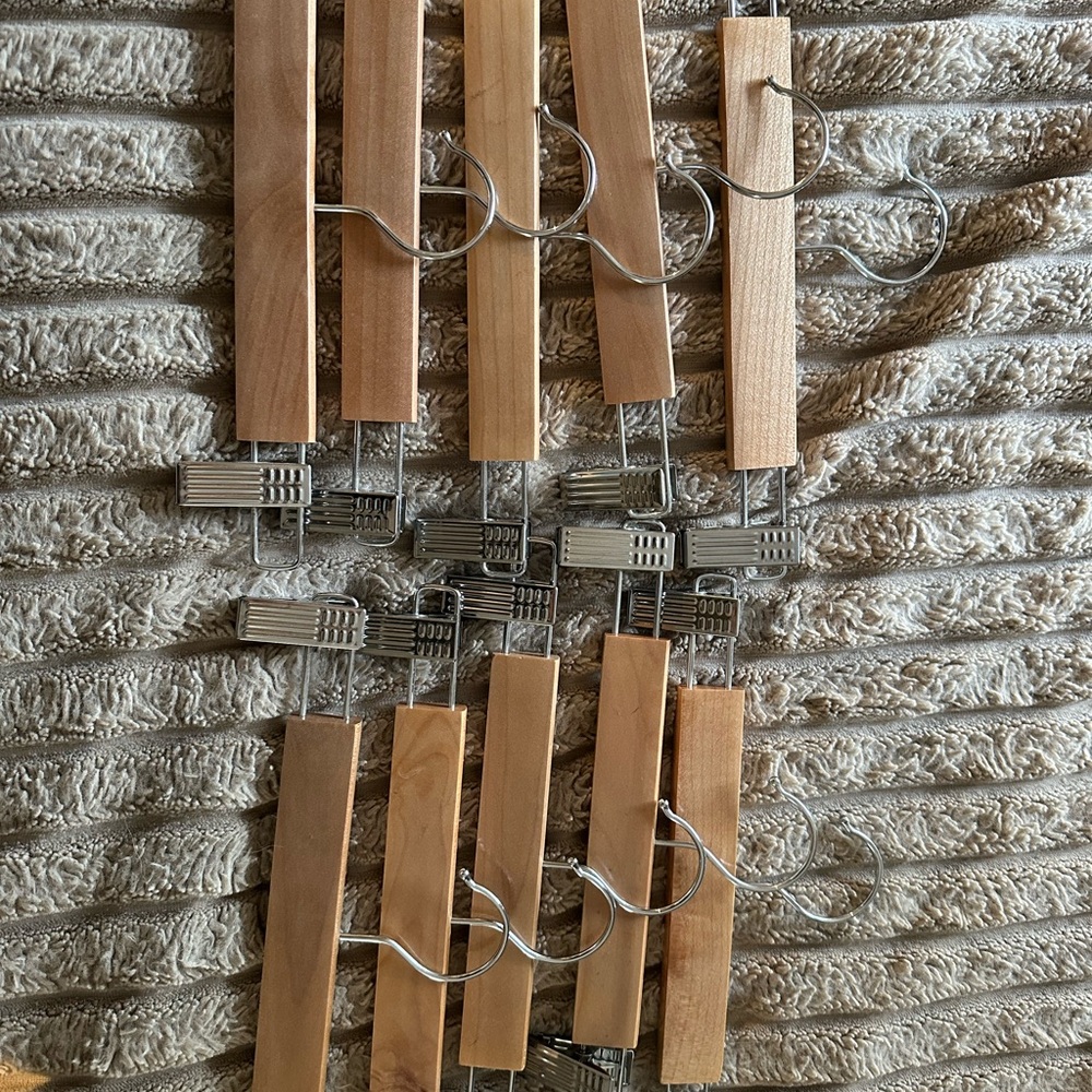 Wooden adjustable pants hangers (10)